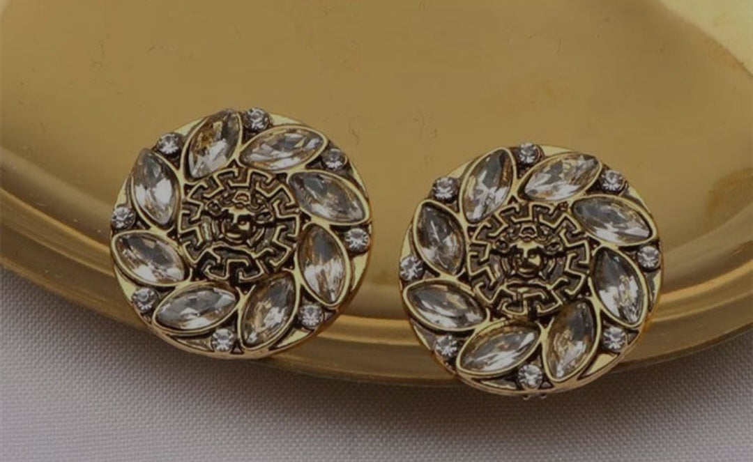 3 pairs earrings one price