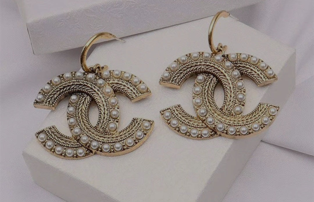3 pairs earrings one price