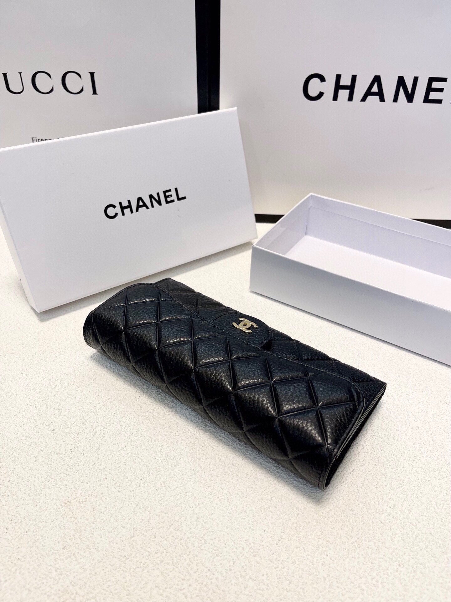 Chanel walet bag