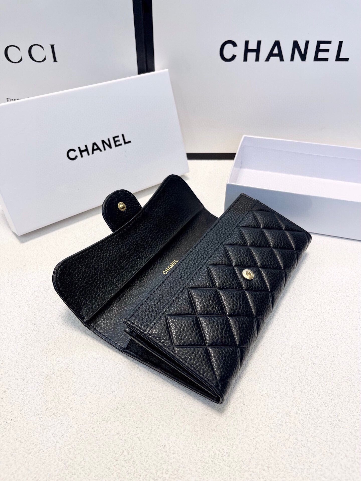 Chanel walet bag