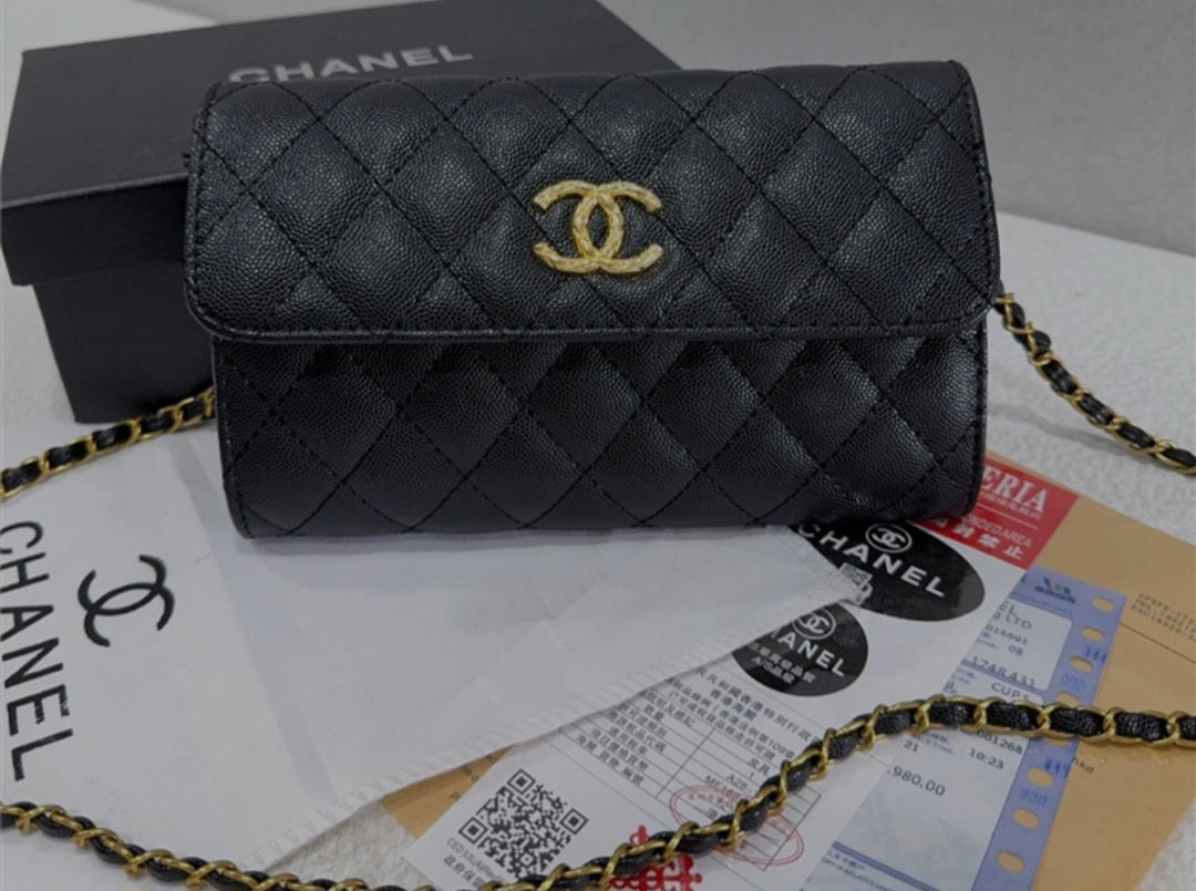 Chanel walet on chain