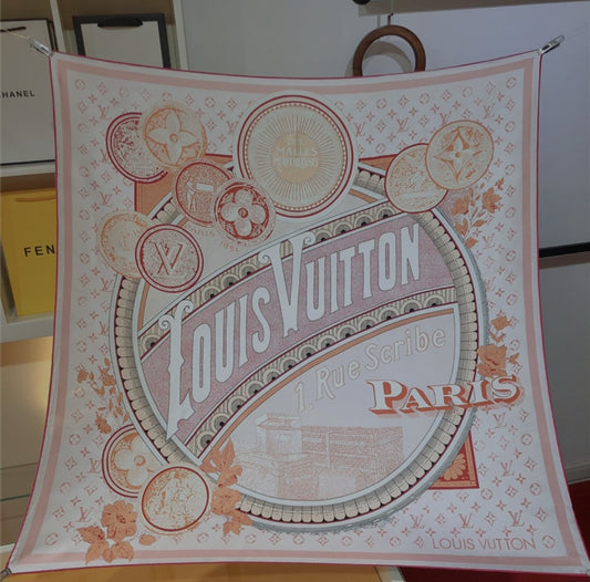 Lv scarf
